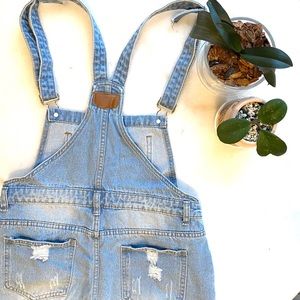 🍁🍂 EUC Denim Overalls